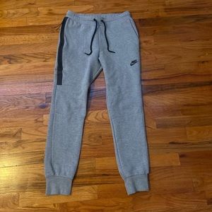 Nike Men’s Tech Fleece Joggers.
